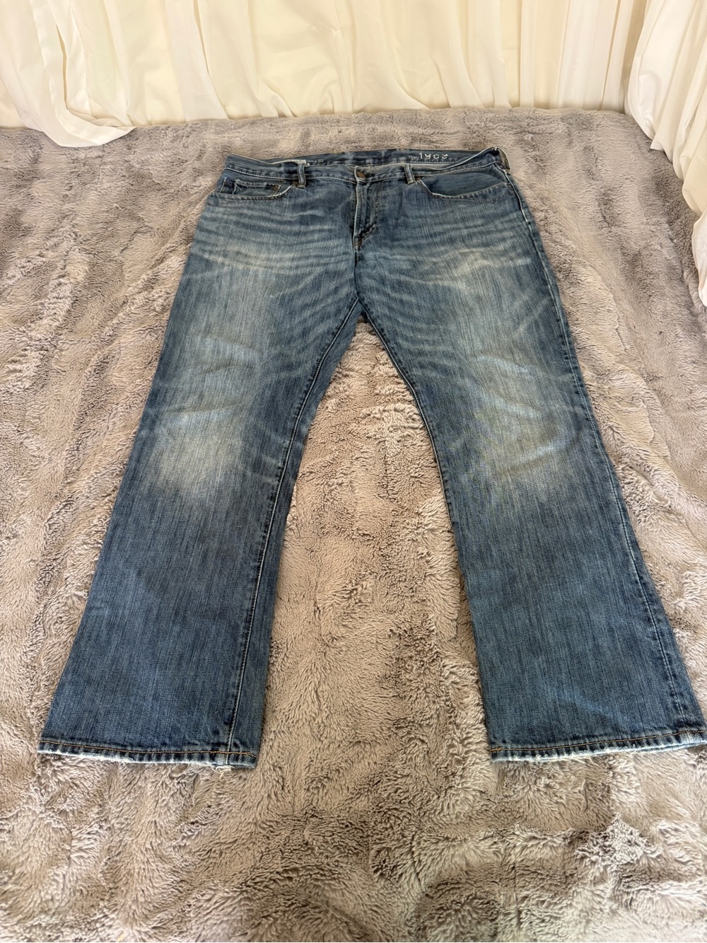 Gap 1969 Straight Leg Men's Jeans 36x30 Medium Wash 100% Cotton Distressed